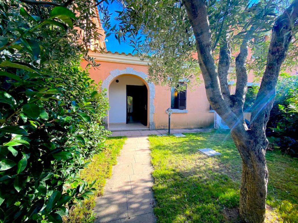Residence Almusura San Teodoro  Kültér fotó